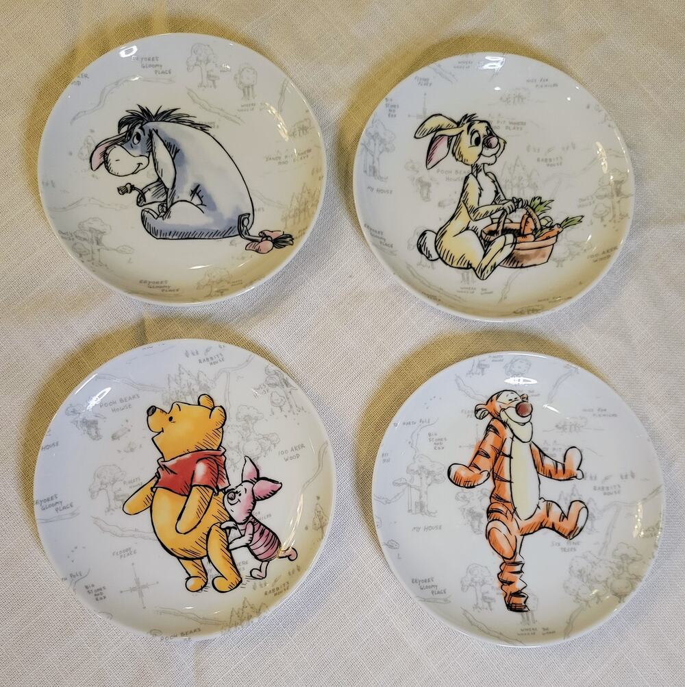 Disney Zrike Classic Winnie the Pooh 100 Acre Wood Map Plates Set of 4